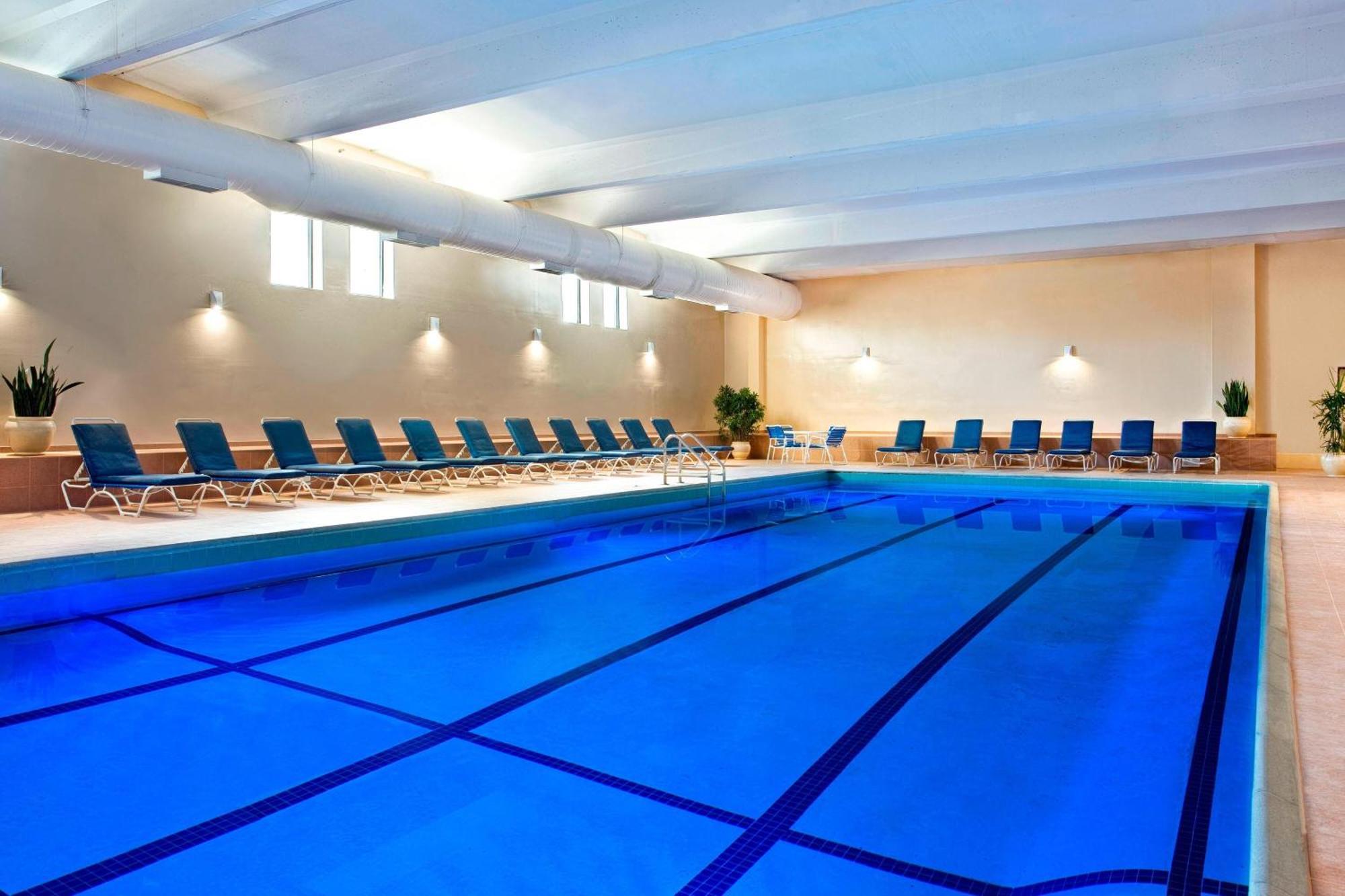 Sheraton Framingham Hotel & Conference Center Esterno foto